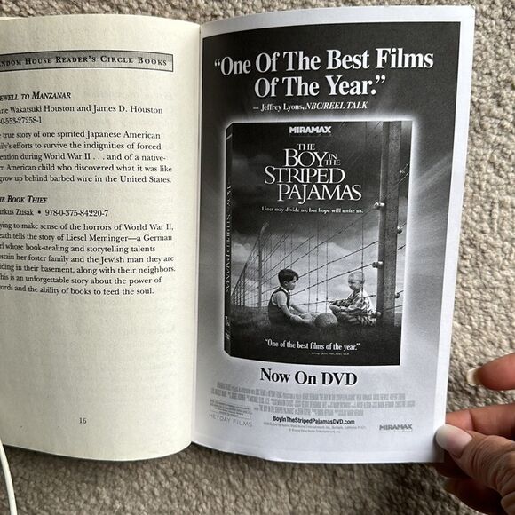 “The Boy in the Striped Pajamas” by John Boyne - Picture 4 of 5